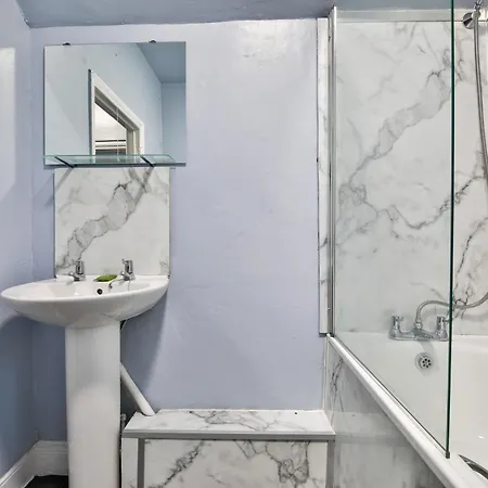 Appartement Charming Flat Near The